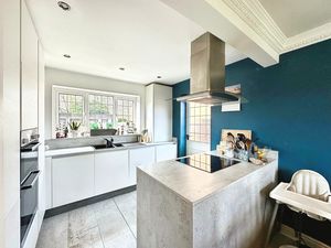 Photo 13- click for photo gallery